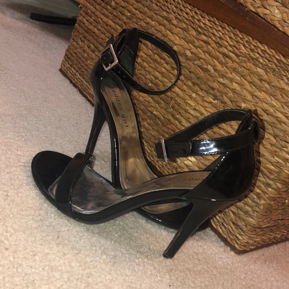 madden girl black strap heels